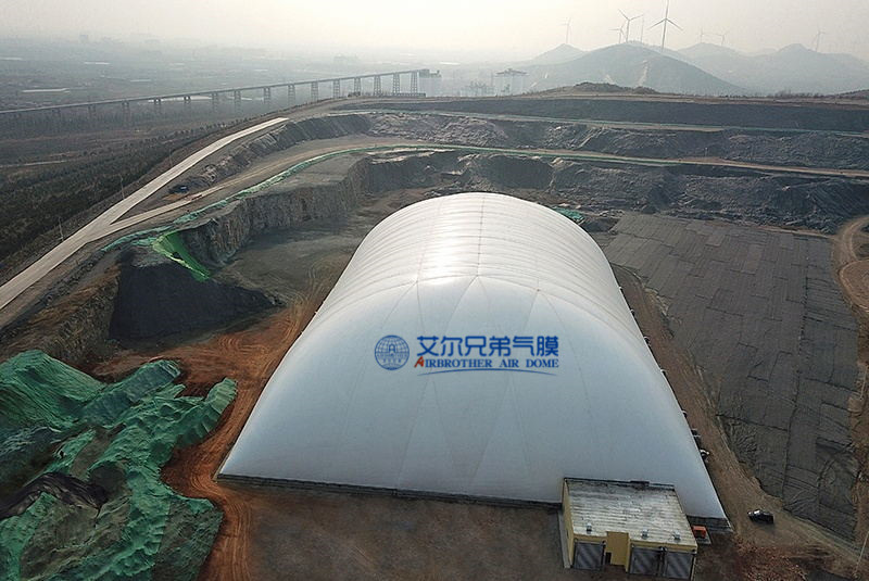 充氣膜建筑可稱為綠色可持續(xù)發(fā)展建筑、生態(tài)建筑和節(jié)能環(huán)保建筑