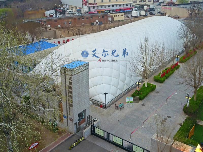 氣膜建筑運(yùn)動(dòng)場(chǎng)館
